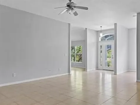 483 S Key Lime Square SW Vero Beach FL 32968