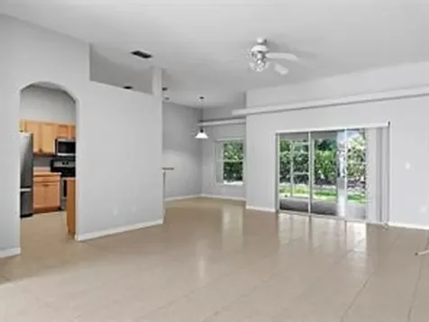 483 S Key Lime Square SW Vero Beach FL 32968
