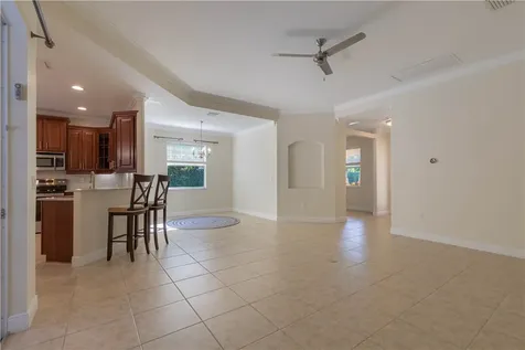 7685 Fieldstone Ranch Square Vero Beach FL 32967