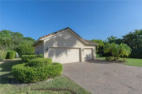 7685 Fieldstone Ranch Square Vero Beach FL 32967