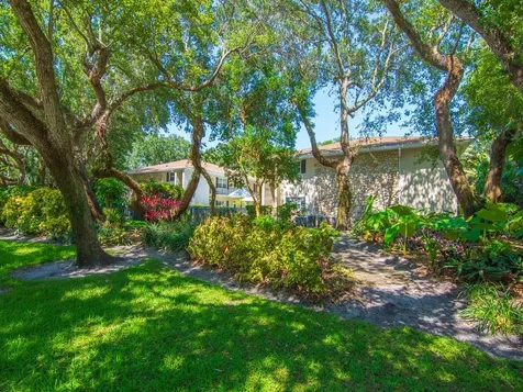 800 Coquina Lane Vero Beach FL 32963
