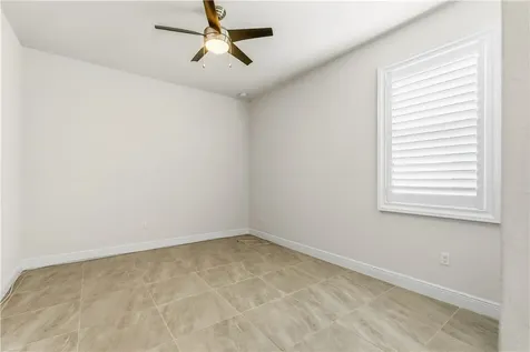 6379 Arcadia Square Vero Beach FL 32966
