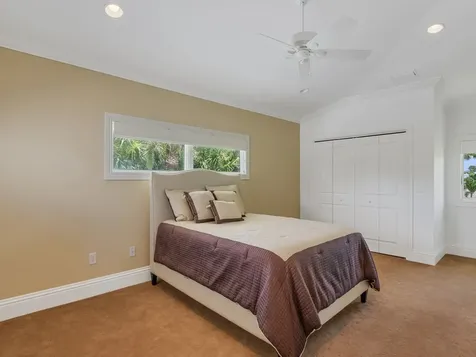 1575 Shorelands Drive E Vero Beach FL 32963