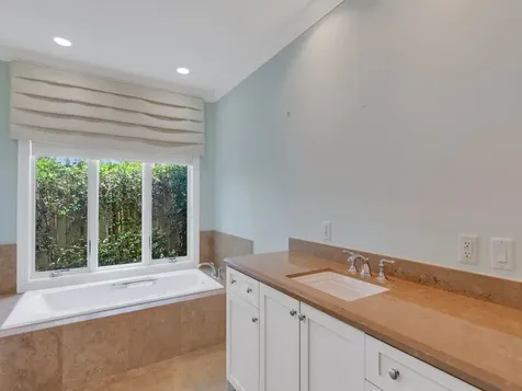 1575 Shorelands Drive E Vero Beach FL 32963