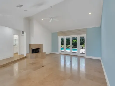 1575 Shorelands Drive E Vero Beach FL 32963