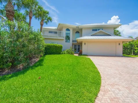 1575 Shorelands Drive E Vero Beach FL 32963