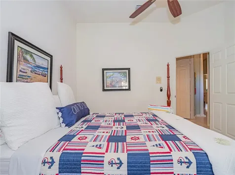 978 Island Club Square Vero Beach FL 32963