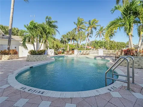 978 Island Club Square Vero Beach FL 32963