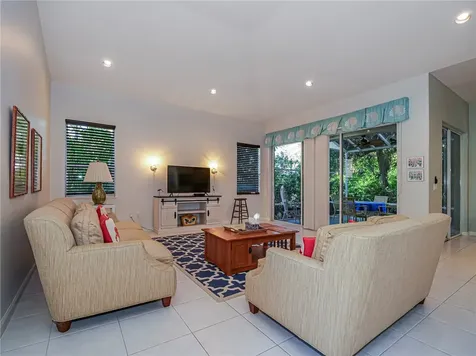978 Island Club Square Vero Beach FL 32963