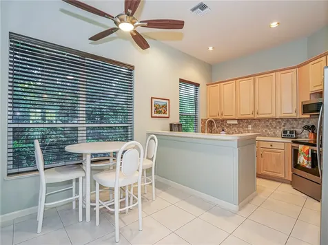 978 Island Club Square Vero Beach FL 32963
