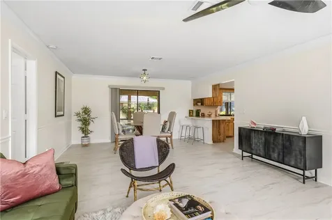 895 20th Avenue Vero Beach FL 32960