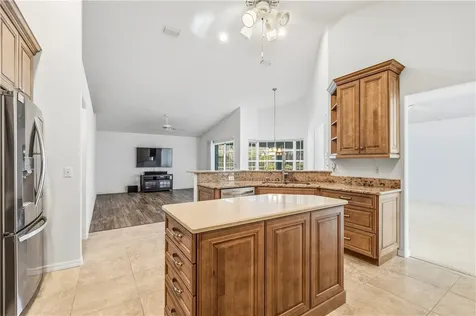 445 45th Avenue Vero Beach FL 32968