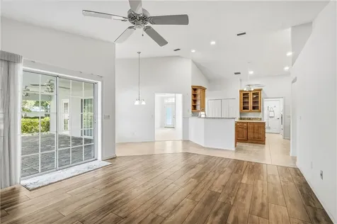 445 45th Avenue Vero Beach FL 32968