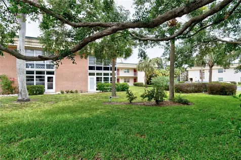 5 Vista Gardens Trail Vero Beach FL 32962
