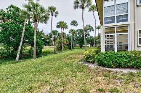 5 Vista Gardens Trail Vero Beach FL 32962