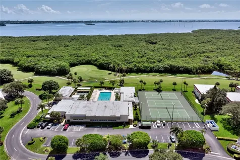 5 Vista Gardens Trail Vero Beach FL 32962