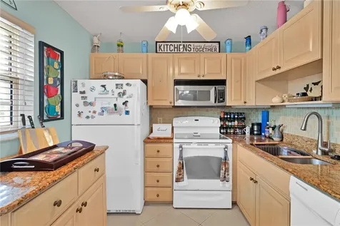 5 Vista Gardens Trail Vero Beach FL 32962