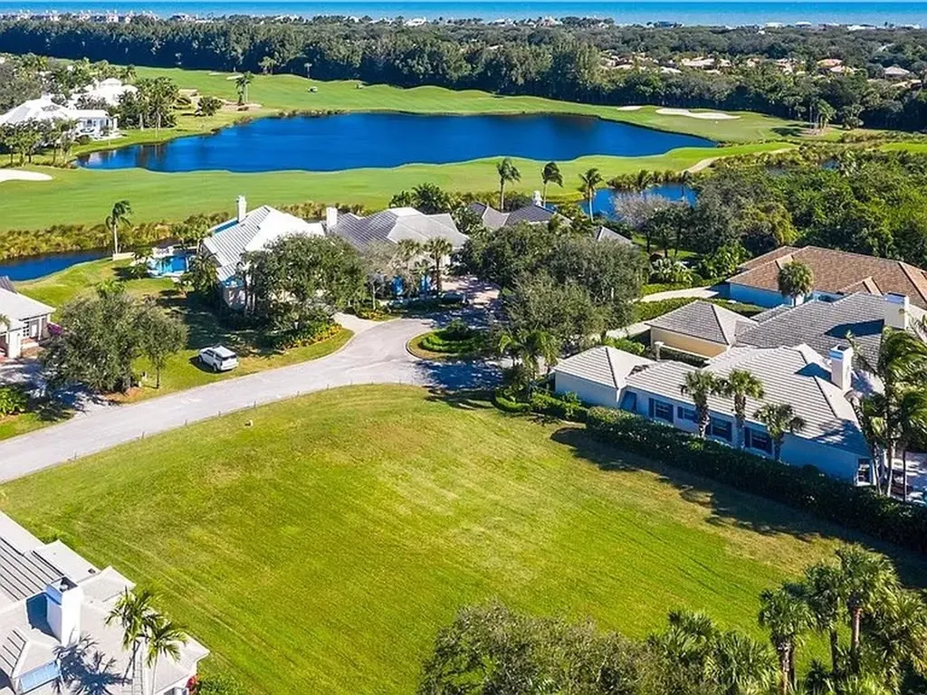 56 Caribe Way Vero Beach FL 32963