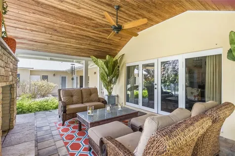 1720 E Rosewood Court Vero Beach FL 32966