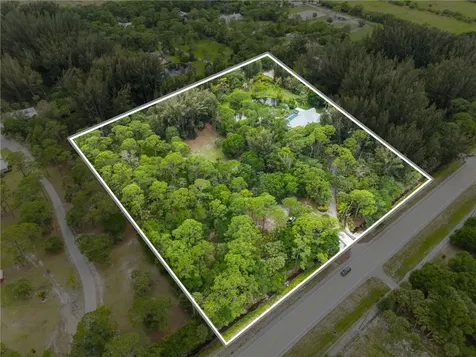 6105 57th Street Vero Beach FL 32967