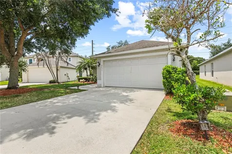 2631 12th Square SW Vero Beach FL 32968
