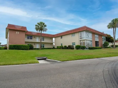 88 Crooked Tree Lane Vero Beach FL 32962