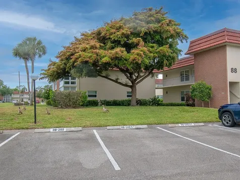 88 Crooked Tree Lane Vero Beach FL 32962