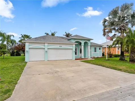 420 22nd Avenue SW Vero Beach FL 32962