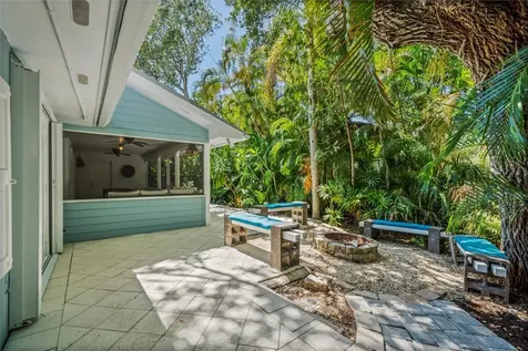 1960 W Pebble Path Vero Beach FL 32963