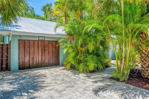 1960 W Pebble Path Vero Beach FL 32963