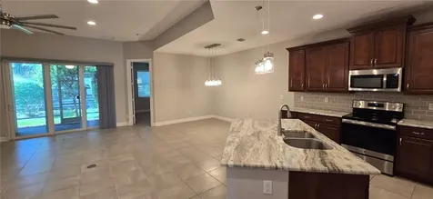 7426 Oakridge Place Vero Beach FL 32966