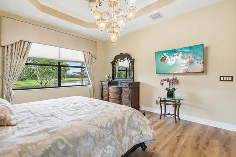 5574 49th Avenue Vero Beach FL 32967
