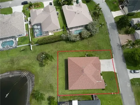 357 24th Avenue SW Vero Beach FL 32962