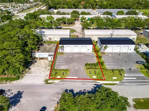 916 19th Avenue SW Vero Beach FL 32962