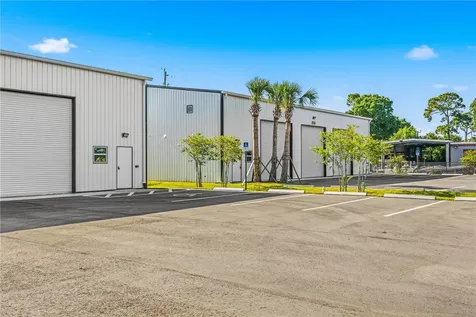 916 19th Avenue SW Vero Beach FL 32962