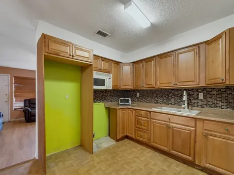 418 Maple Street Sebastian FL 32958