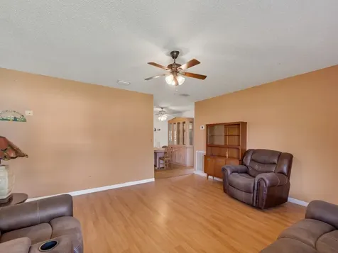 418 Maple Street Sebastian FL 32958