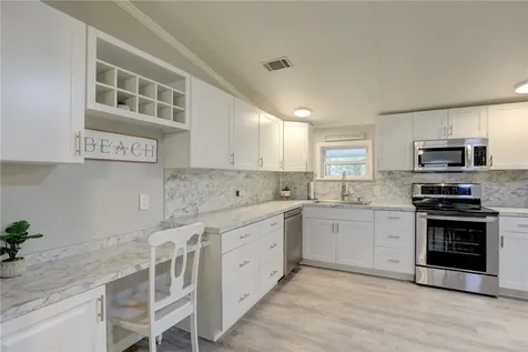 1039 Wren Circle Barefoot Bay FL 32976