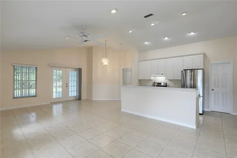 11187 Airport Drive Sebastian FL 32958