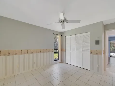 1070 47th Avenue SW Vero Beach FL 32968