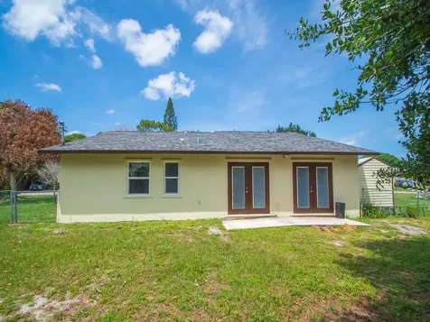 4065 46th Lane Vero Beach FL 32967