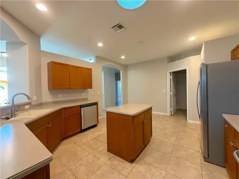 434 N Tangerine Square SW Vero Beach FL 32968