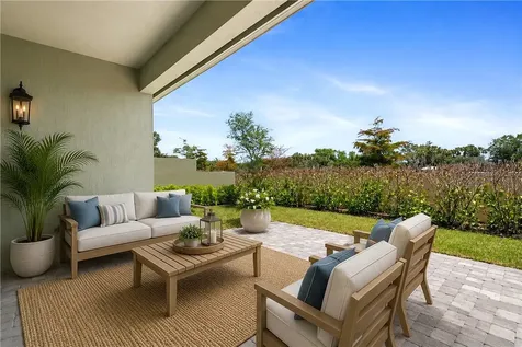 1805 Bridgepointe Circle Vero Beach FL 32967