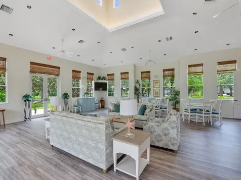 1805 Bridgepointe Circle Vero Beach FL 32967