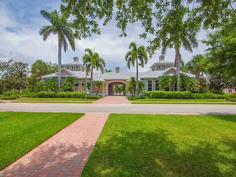 1805 Bridgepointe Circle Vero Beach FL 32967