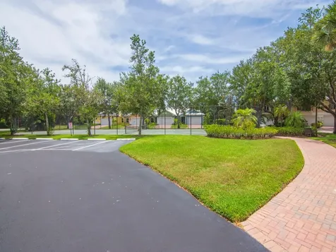 1805 Bridgepointe Circle Vero Beach FL 32967