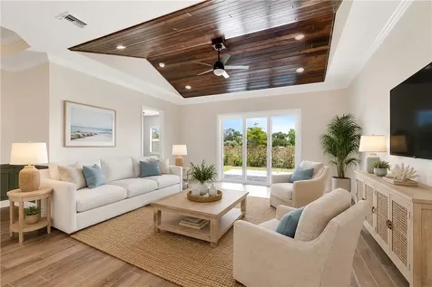 1805 Bridgepointe Circle Vero Beach FL 32967