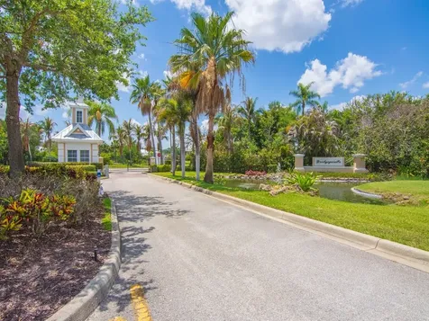 1805 Bridgepointe Circle Vero Beach FL 32967
