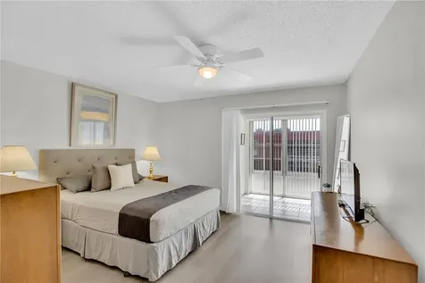 17 Vista Palm Lane Vero Beach FL 32962