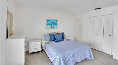 6 Vista Palm Lane Vero Beach FL 32962